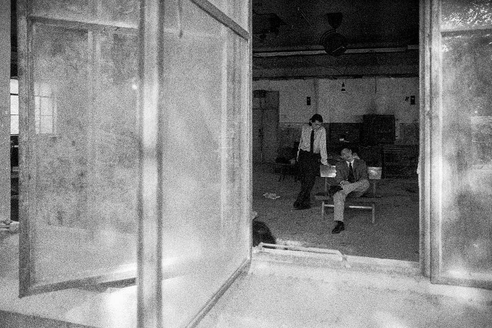 © 空调水，模特：神童 &amp; 欧阳 |  使用Lomography B&amp;W Earl Grey ISO 100 120 黑白胶卷拍摄