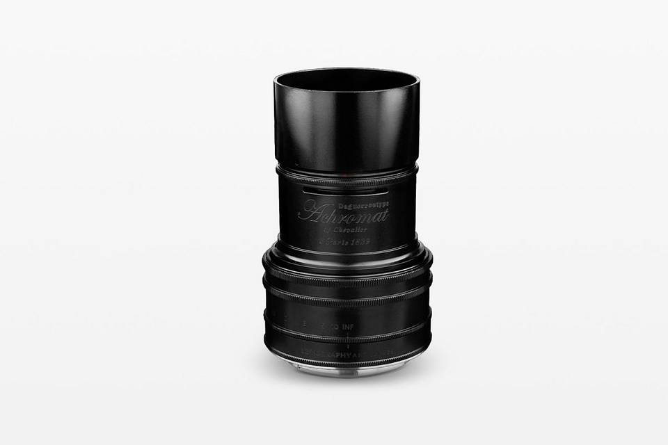 Lomography Daguerreotype Achromat 达盖尔柔焦艺术镜头 64mm f/2.9 － 黑色佳能卡口版本