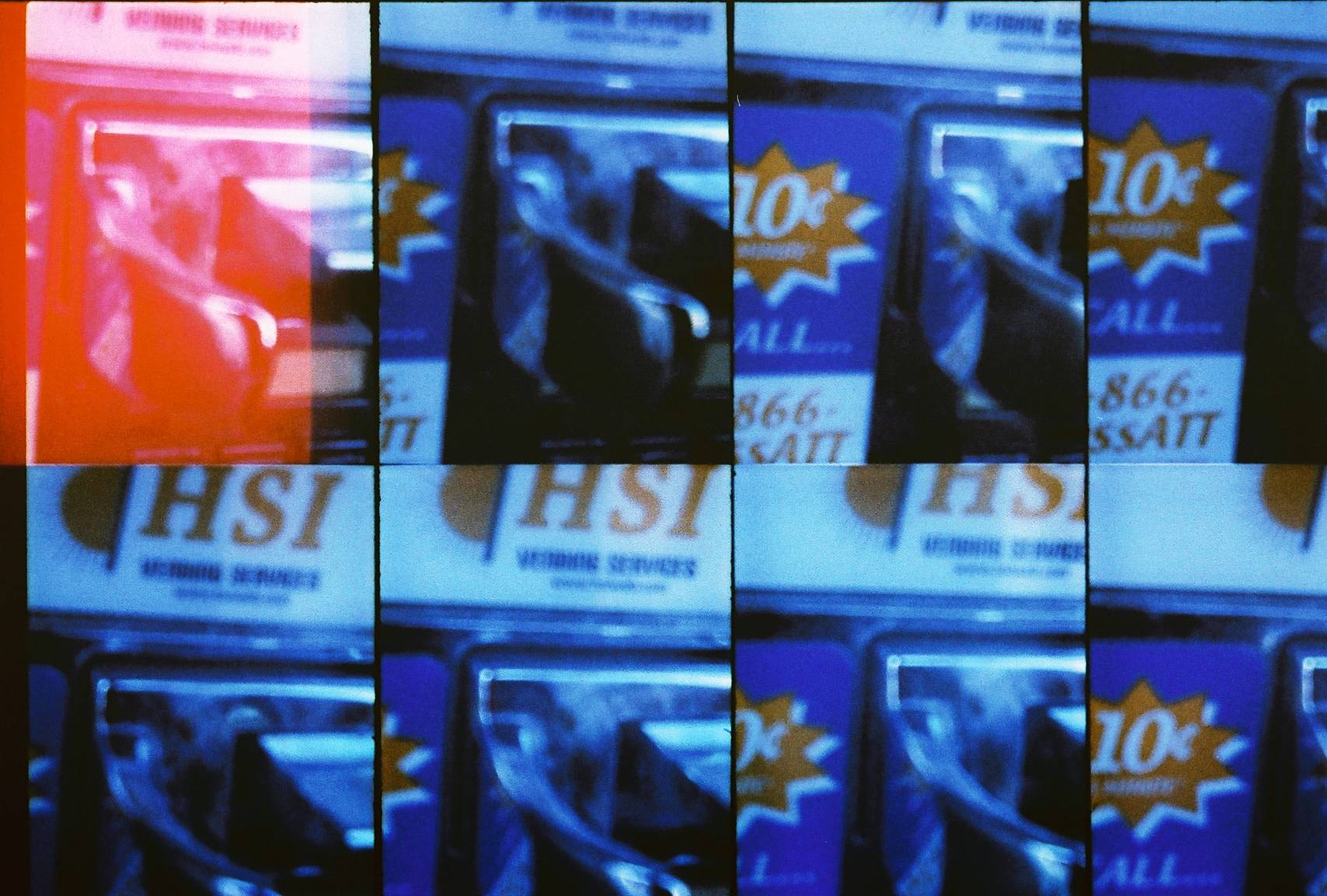 カメラレビュー：8連写カメラOktomat · Lomography