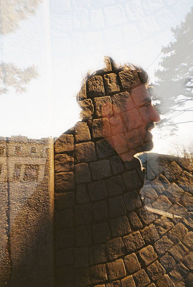 © Elisa Parrino | 使用 LomoApparat 21mm 阿帕赫超广角胶片相机进行多重曝光