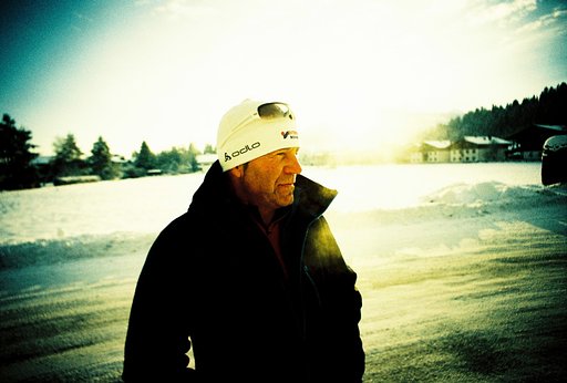 Lomo LC-Wideで撮影されたワイドな冬の写真