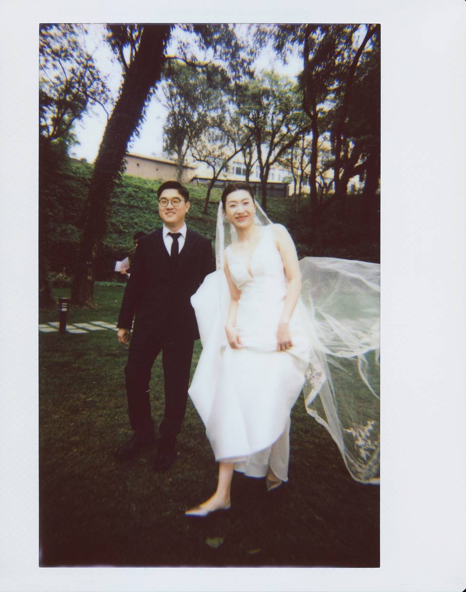 © 养乐多 | 使用 Lomo'Instant Wide 宽幅拍立得相机套装－经典墨黑色 拍摄