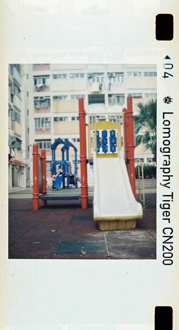 @d_chee | Lomomatic 110 自动玻璃镜头胶片相机 | Lomography Tiger CN ISO 200 110 负片胶卷