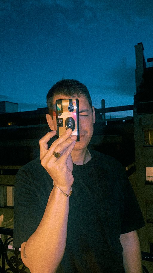 【Lomography x Darius】與巴黎音樂製作人 Darius 暢談音樂創作、底片攝影，以及設計特別版 Simple Use 即可拍相機的心路歷程