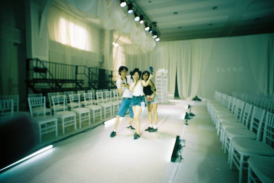 照片由 Reine San Juan 使用 Lomo LC-Wide 广角胶片相机 拍摄