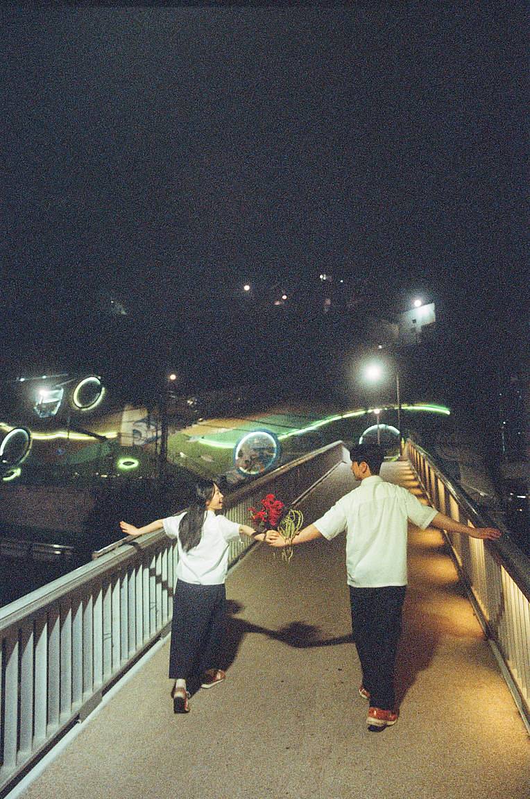 © haraefoto | Lomography Color Negative ISO 800 135 彩色负片胶卷 | Lomo 明室冲洗显影罐 135 | Model: Youngkyung Kim, Jongsu Hwang