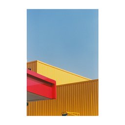 カメラ: Minolta Capios 125s · Lomography