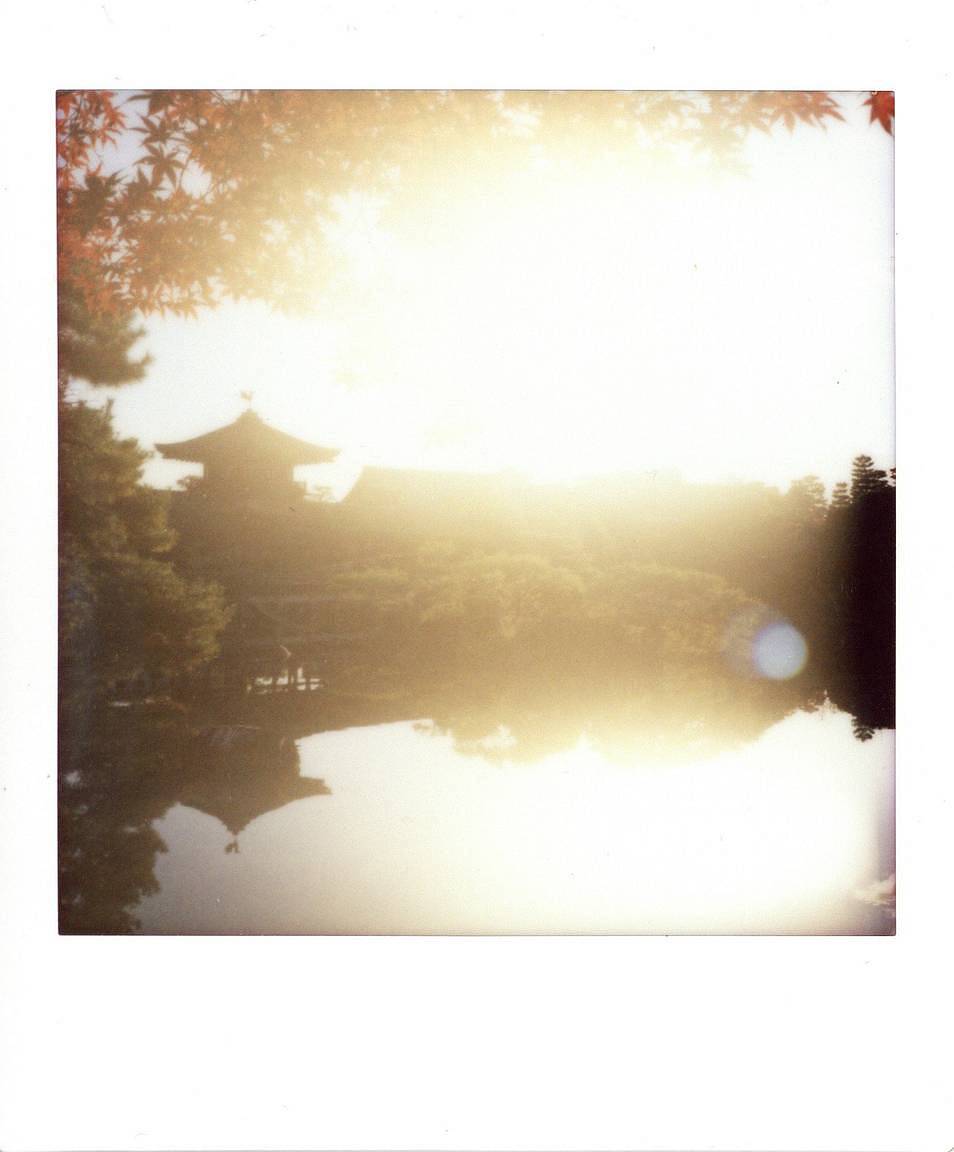 Sean 和 Tennbo Lotman 用 Lomo'Instant Square 方形拍立得相机 拍摄的照片