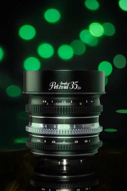 Joseph Petzval 35 f/2 Focus-coupled Bokeh Control Art Lens