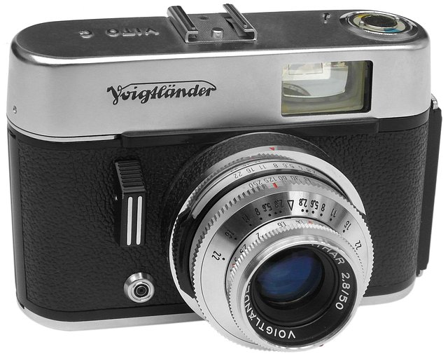Lomopedia: Voigtlander Vito C/Balda C35 · Lomography