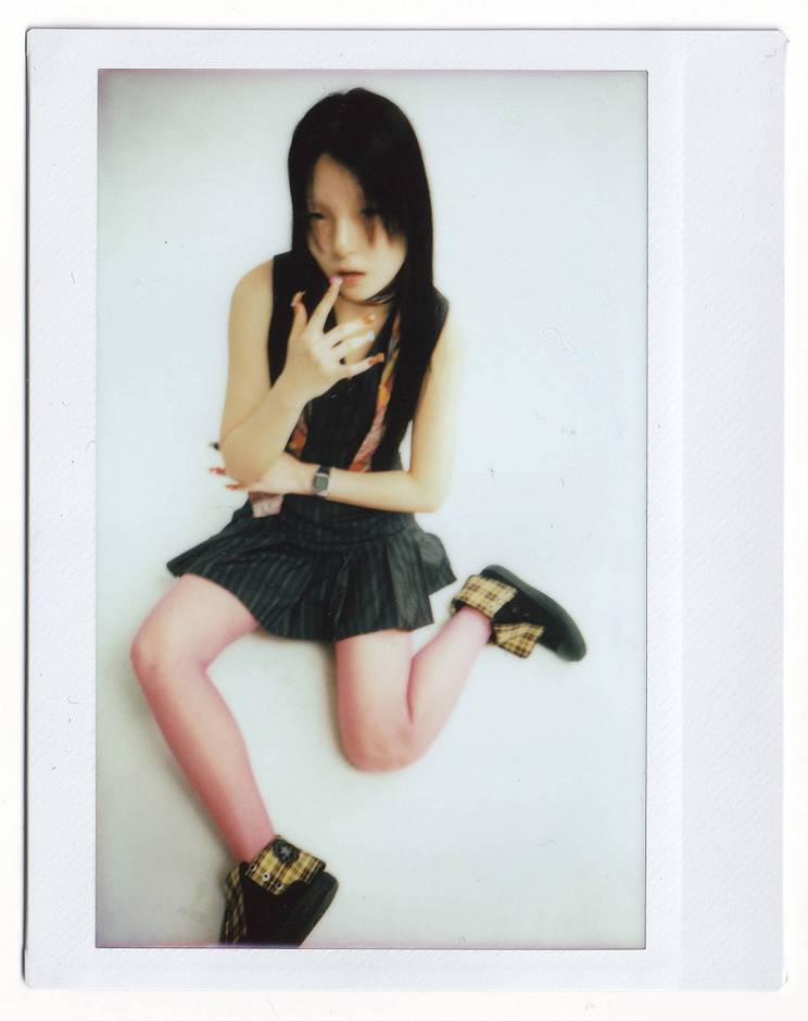 © Kim Kkam | Lomo'Instant Wide Glass | Model: Hyejin Shin