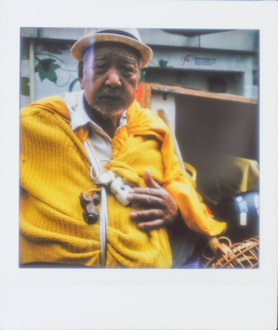 @fotokey_｜ Lomo'Instant Square 方形拍立得相机｜主题：慈悲