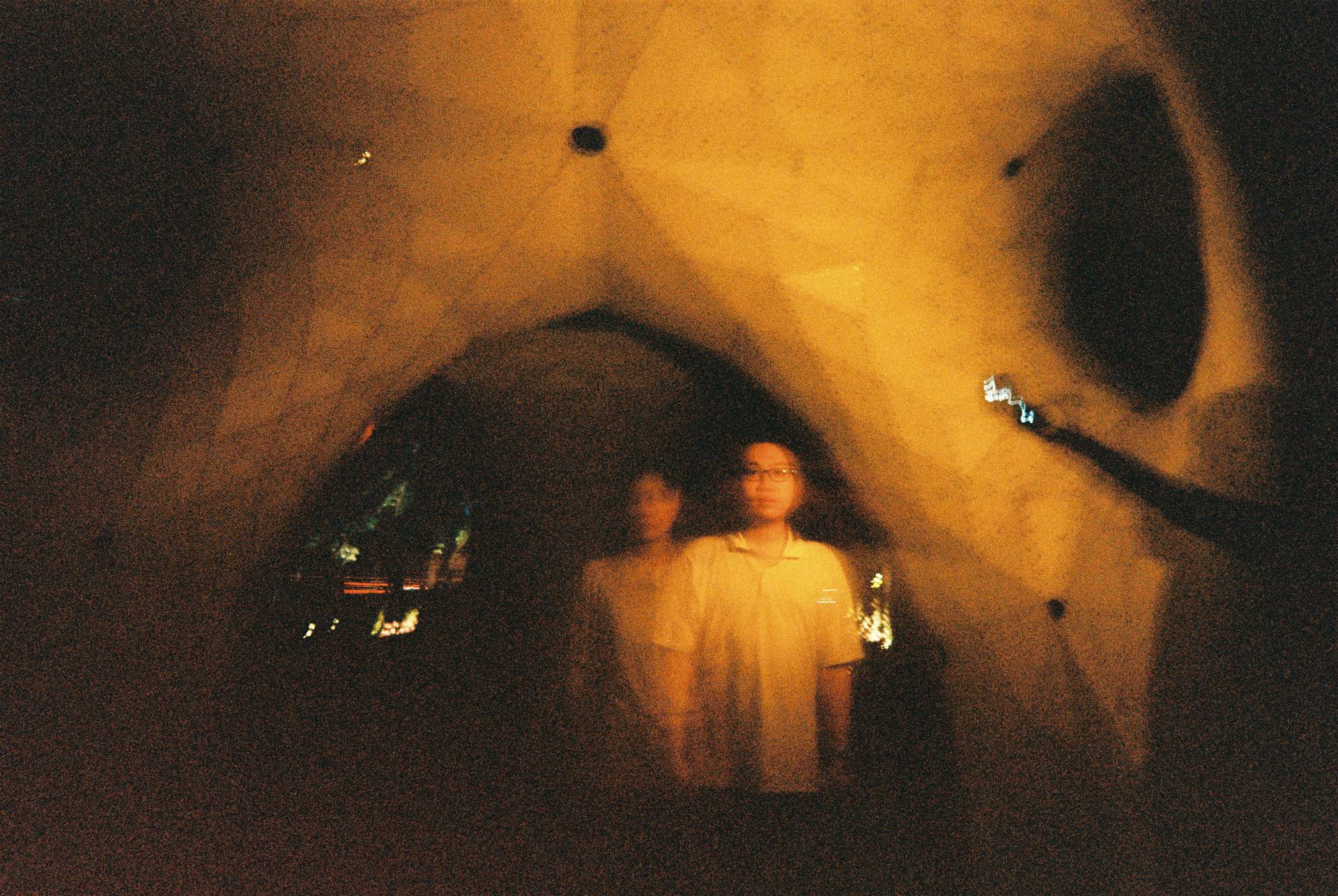 照片来自周易佳、马赫远、宋思祺和贾永杰使用 Lomo MC-A 全自动随拍胶片相机 拍摄