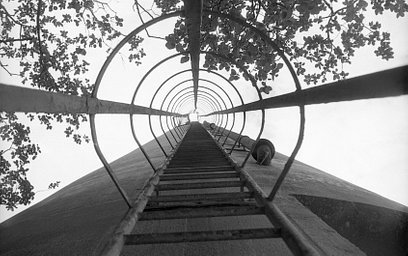 レンズ: Agfa Color Apotar 45mm f/2.8 · Lomography