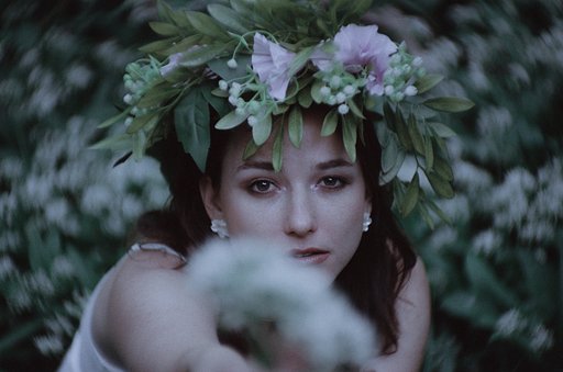 Dreamy Portraits & Vibrant Colors: Riccardo Montanini with the LomoChrome Classicolor 35 mm ISO 200