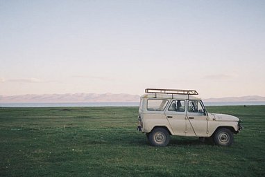 Camera: Olympus AF-10 TWIN · Lomography