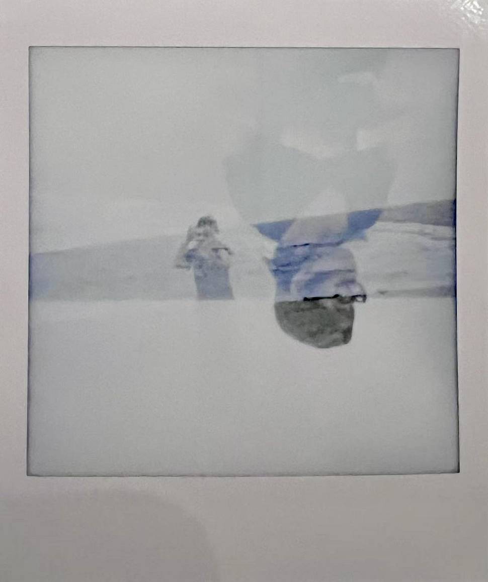 © 西岛 | 使用 Lomo'Instant Square 方形拍立得相机套装 - 梦幻庄园版 拍摄，拍摄关键词：三角形
