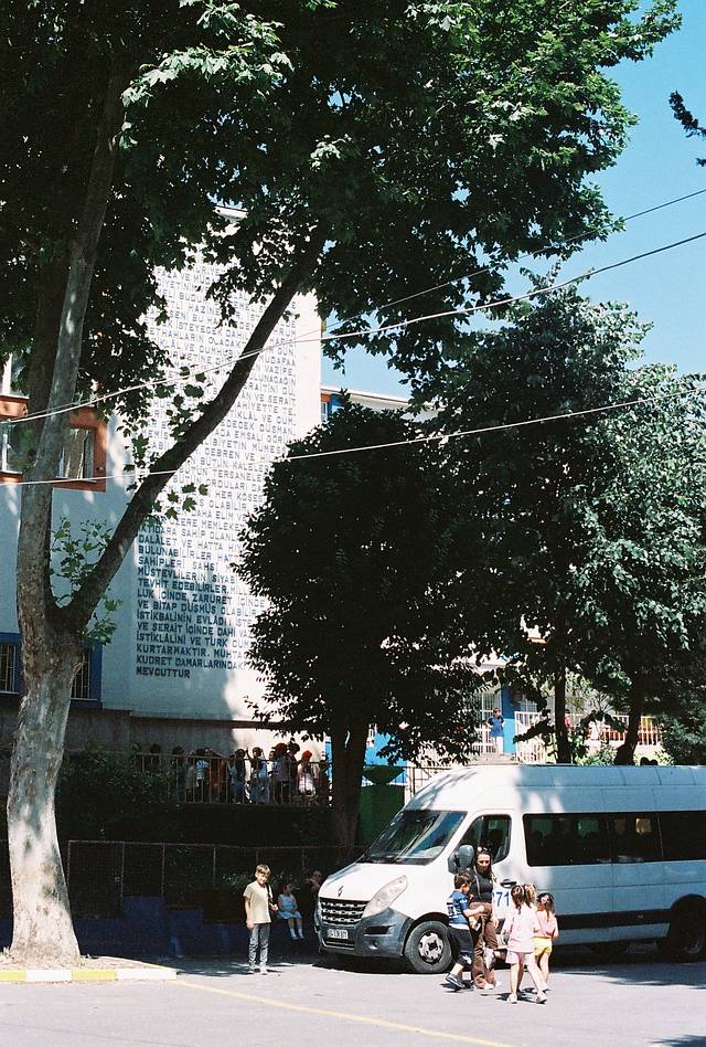 © 养乐多 &amp; 冇毛猫 | 使用 Lomography ISO 800 135 彩色负片胶卷拍摄