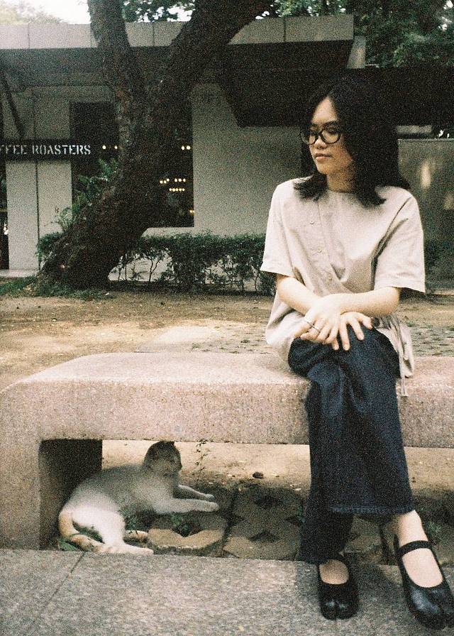 Credits: Gaebriele Gutierrez, Nate Soriano, & AJ Bajo | 使用 Simple Use 拍拍乐半格畅拍胶片相机 搭配  LomoChrome Color '92 ISO 400 135 日落版 拍摄