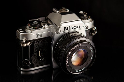 Lomopedia: Nikon FG