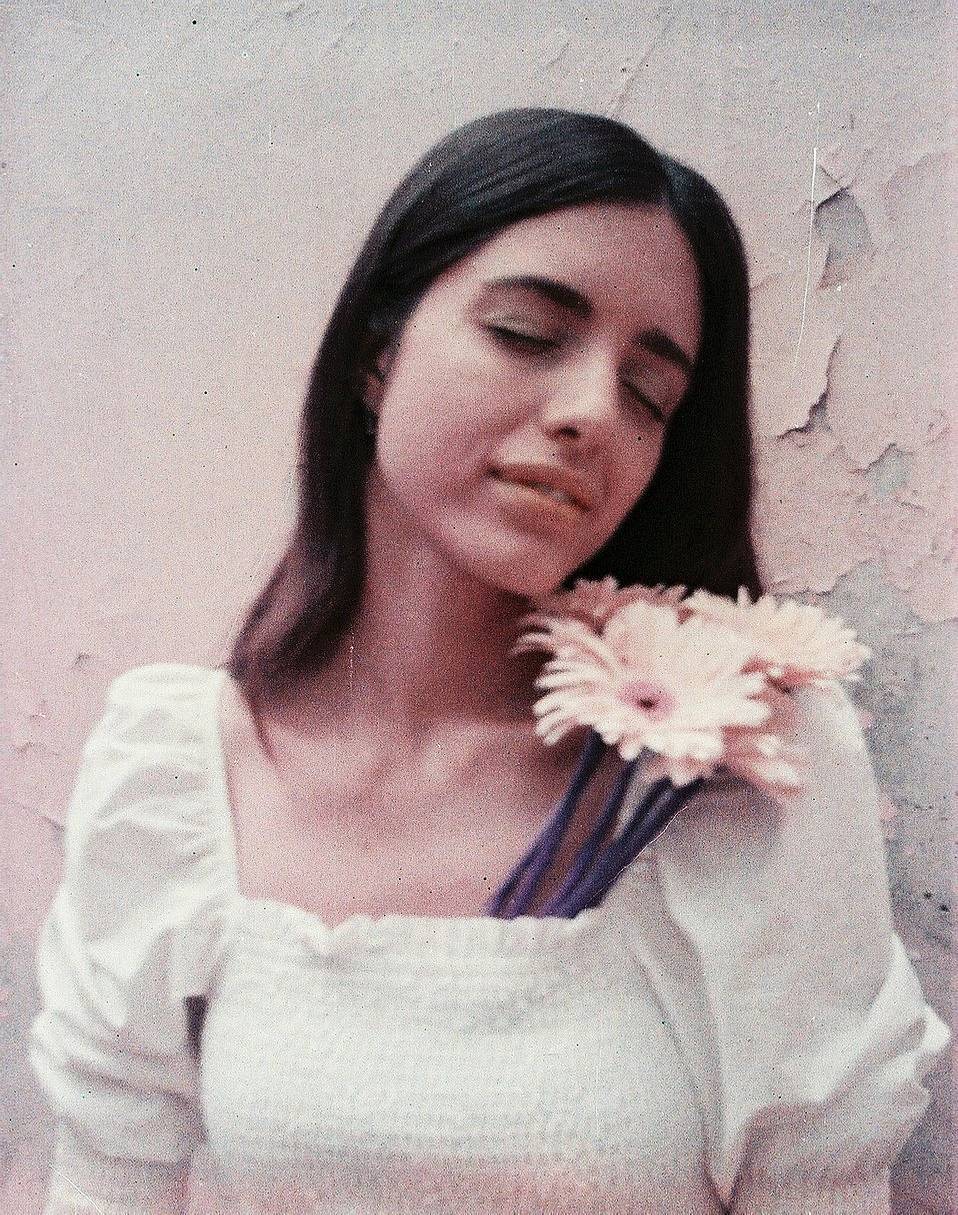 由 Elma Vila 使用 Lomomatic 110 自动玻璃镜头胶片相机和 LomoChrome Purple 110 紫调负片拍摄