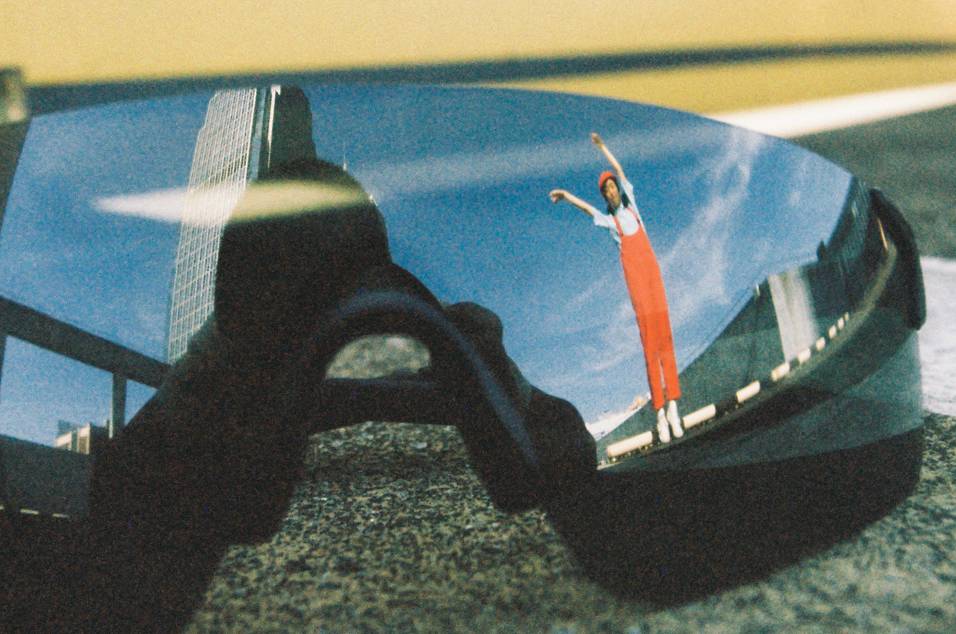 由空调水使用LomoChrome Color' 92 135 日落版拍摄