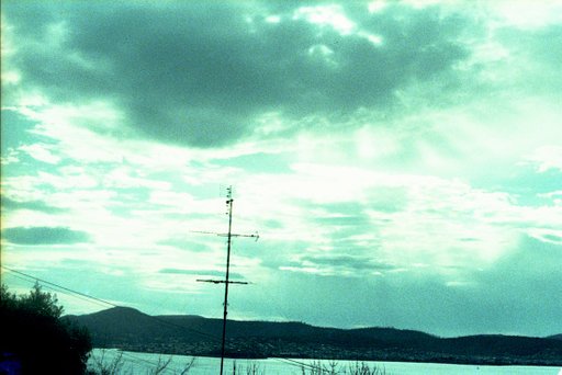 Kodak Edupe (35mm, 6 ISO) Slide Duplicating Film: A Dive in a Blue World