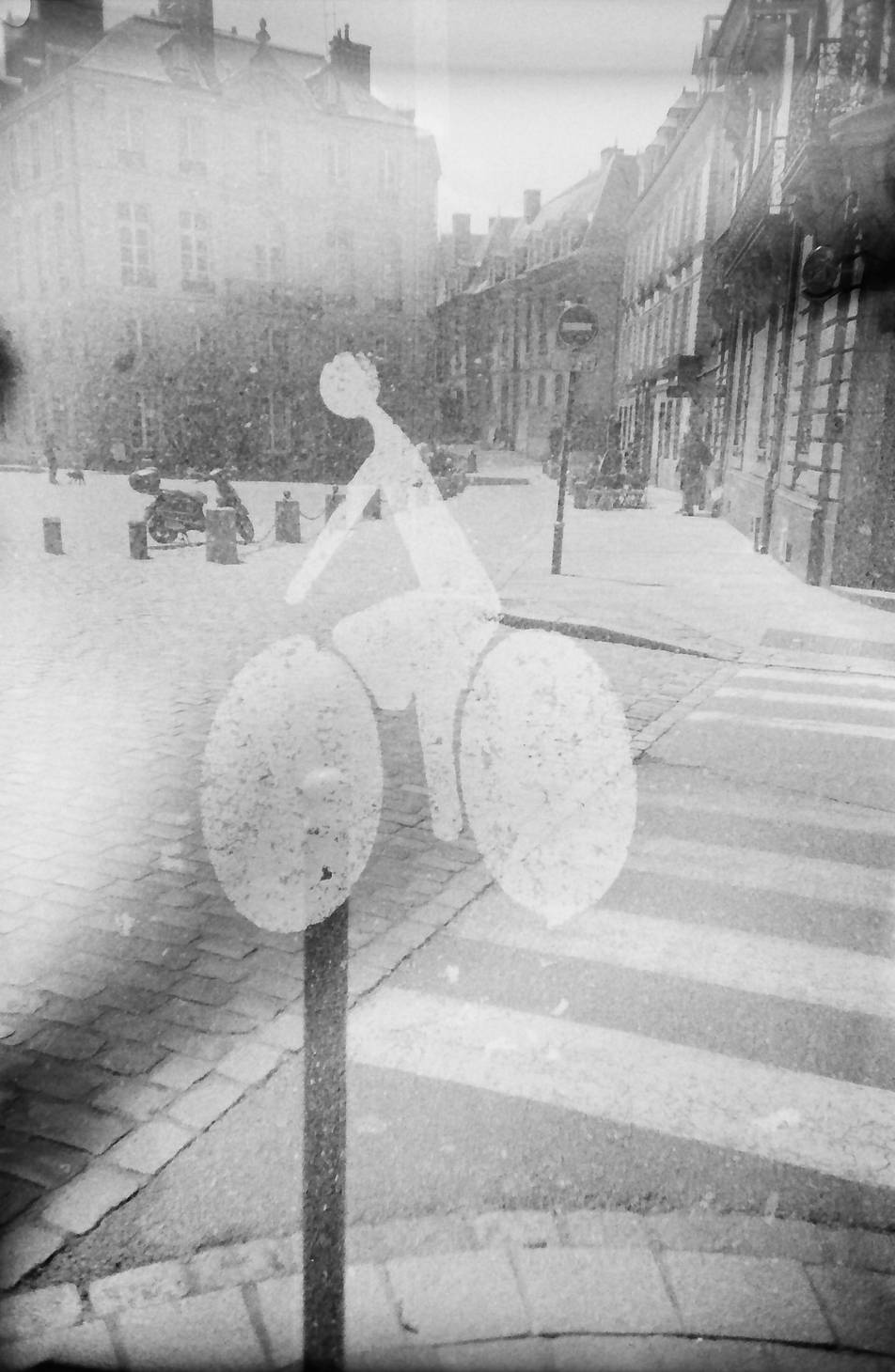 Photos by rvdyvo1985 and fancholland2