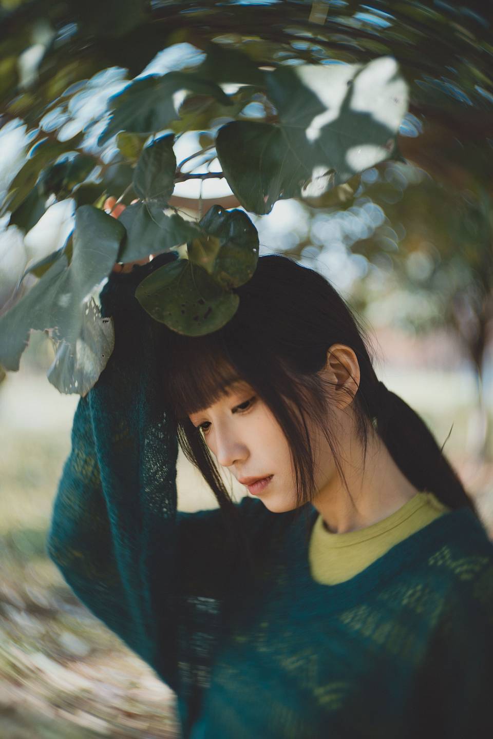 © 依然信薇 | 使用 Joseph Petzval 匹兹伐 55 f/1.7 联动对焦散景调控艺术镜头 拍摄