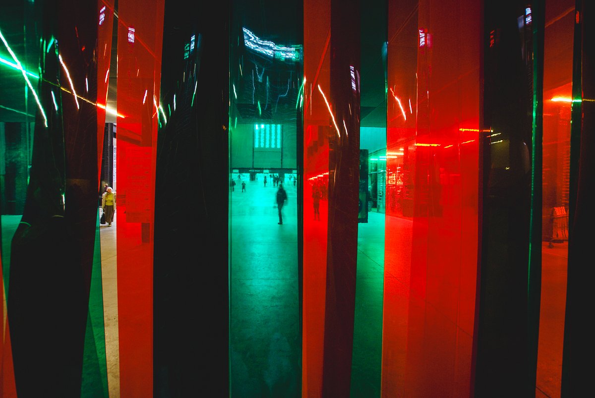 Lens: Minolta 16mm F/2.8 Fisheye Rokkor-OK MC · Lomography