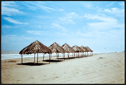 Around the World in Analogue: The Beaches of Acapulco