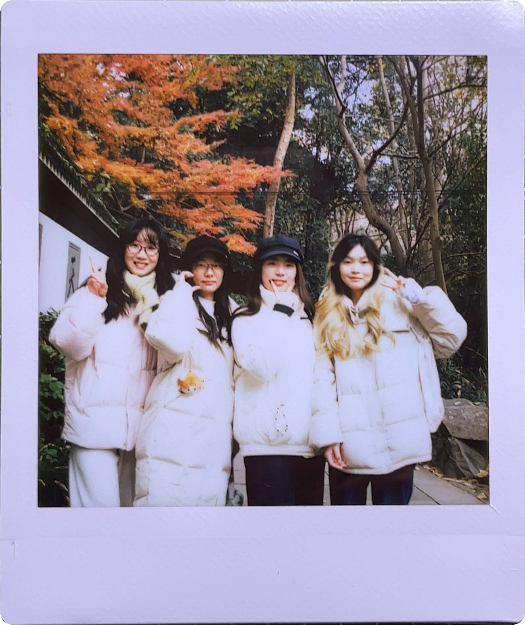 使用 Lomo'Instant Square 方形拍立得相机 拍摄