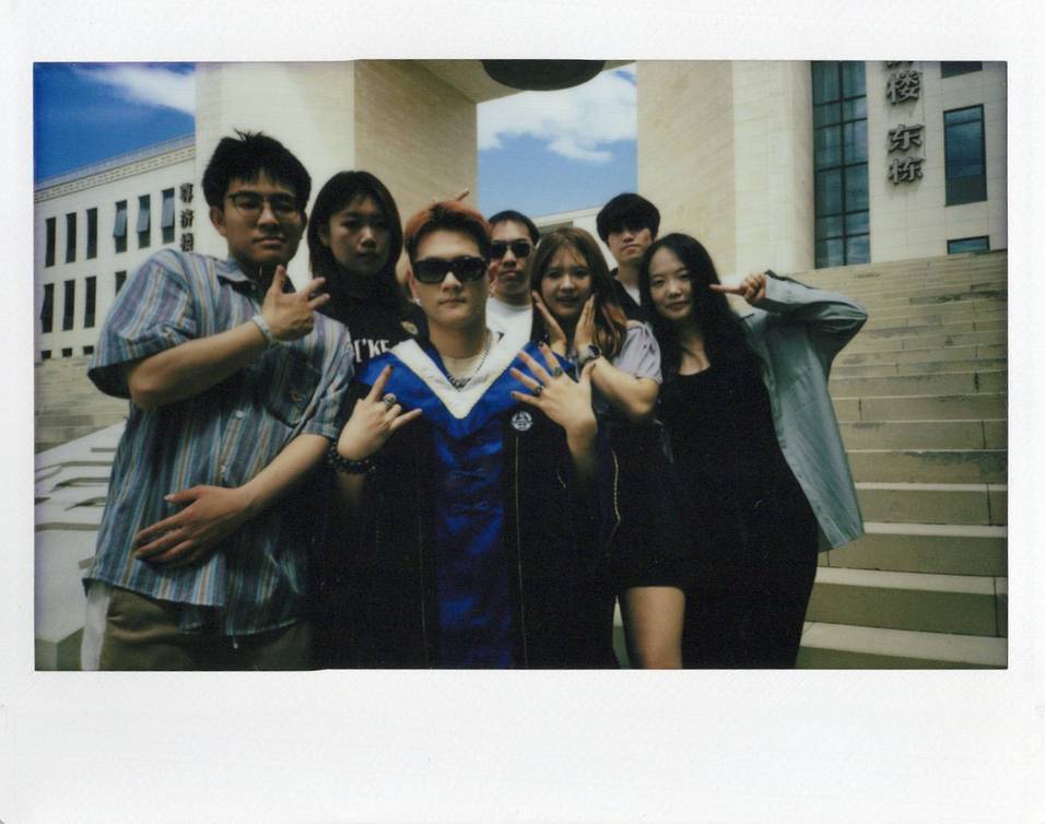 照片由 Inés 使用 Lomo'Instant Wide Glass 宽幅玻璃镜头拍立得相机 拍摄