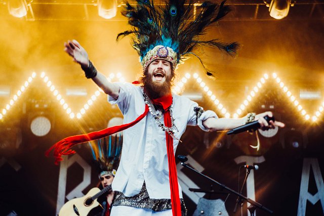 Des shootings rock 'n roll avec Boby, notre nouvel · Lomography