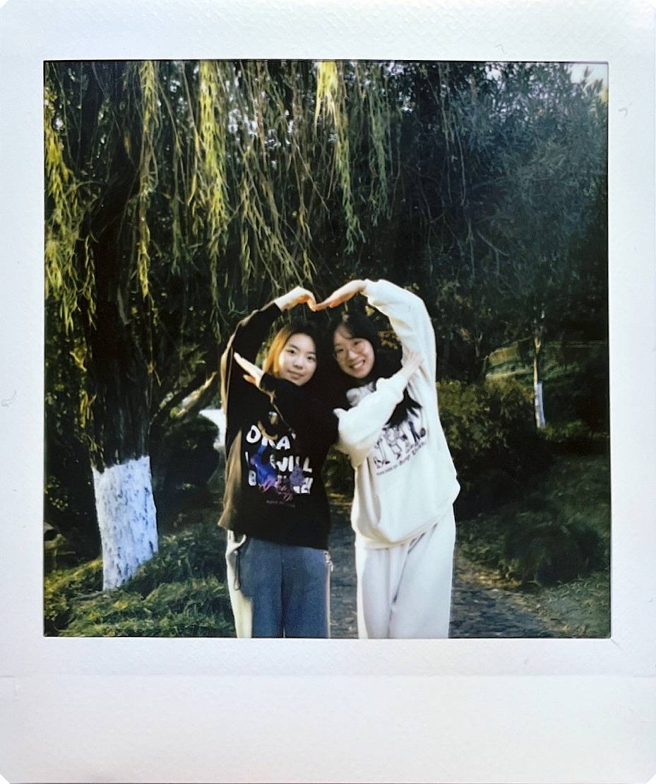 使用 Lomo'Instant Square 方形拍立得相机 拍摄