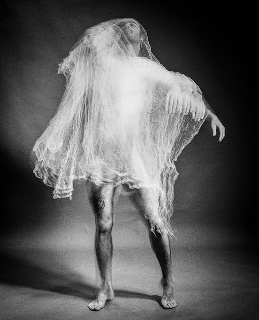 Motion Frozen: Portrait Photography by Jillian Barker