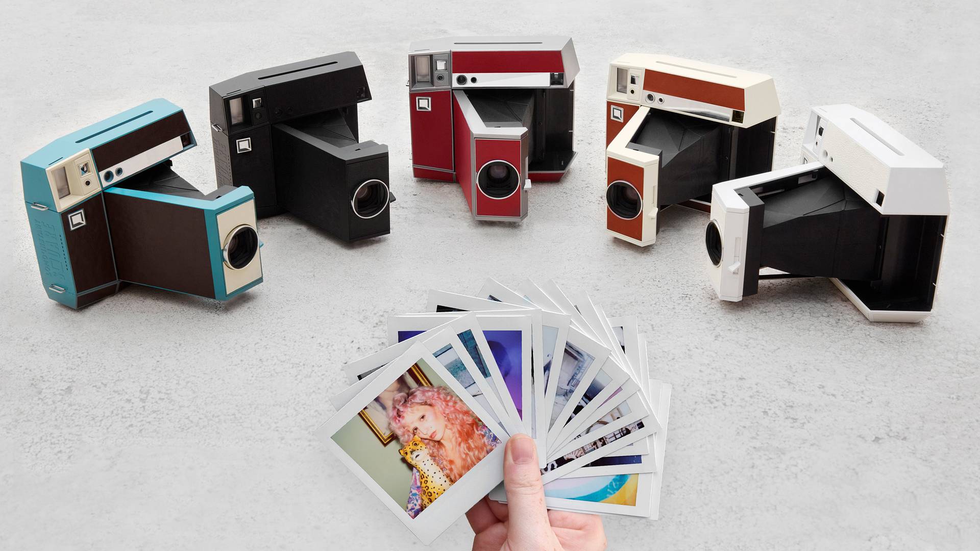 ☆アナログな『スクエア』写真が撮影できる - Lomo