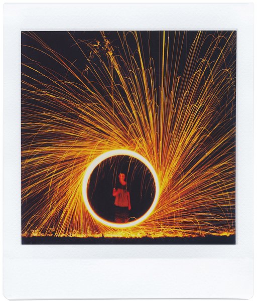 Burning Balls of Brilliance — Steel Wool Experiments with the Lomo’Instant Square Glass