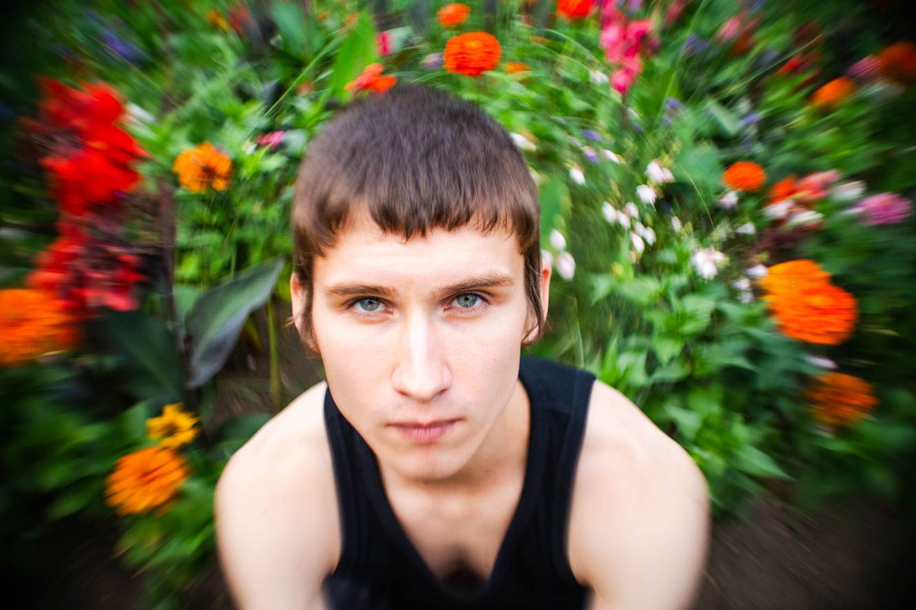 Photos by Lomography on the Joseph Petzval Métamorphose Focus-coupled Bokeh Control Art Lens