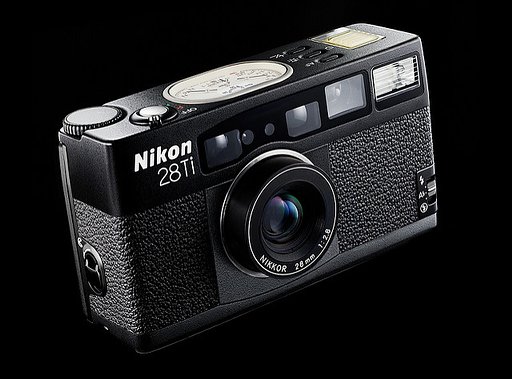Lomopedia: Nikon 28Ti