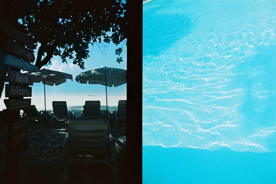 照片由炉膛使用 Half-Frame Simple Use 拍拍乐半格畅拍胶片相机 （LomoChrome Classicolor 经典版）拍摄