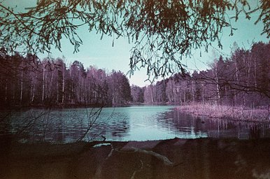 カメラ: Ricoh FF-3D AF SUPER · Lomography