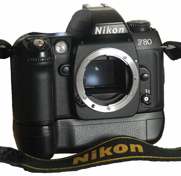 Nikon F80: Using This Camera is CHEATING ! · Lomography