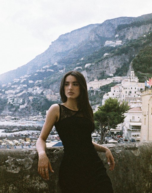 A Dive Into the Amalfi Coast of the 60s With Franco Gambs' Lomomatic 110 Photos