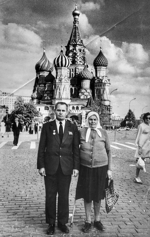 Collecting Characters in Vishnyakov's Found Photography Archive
