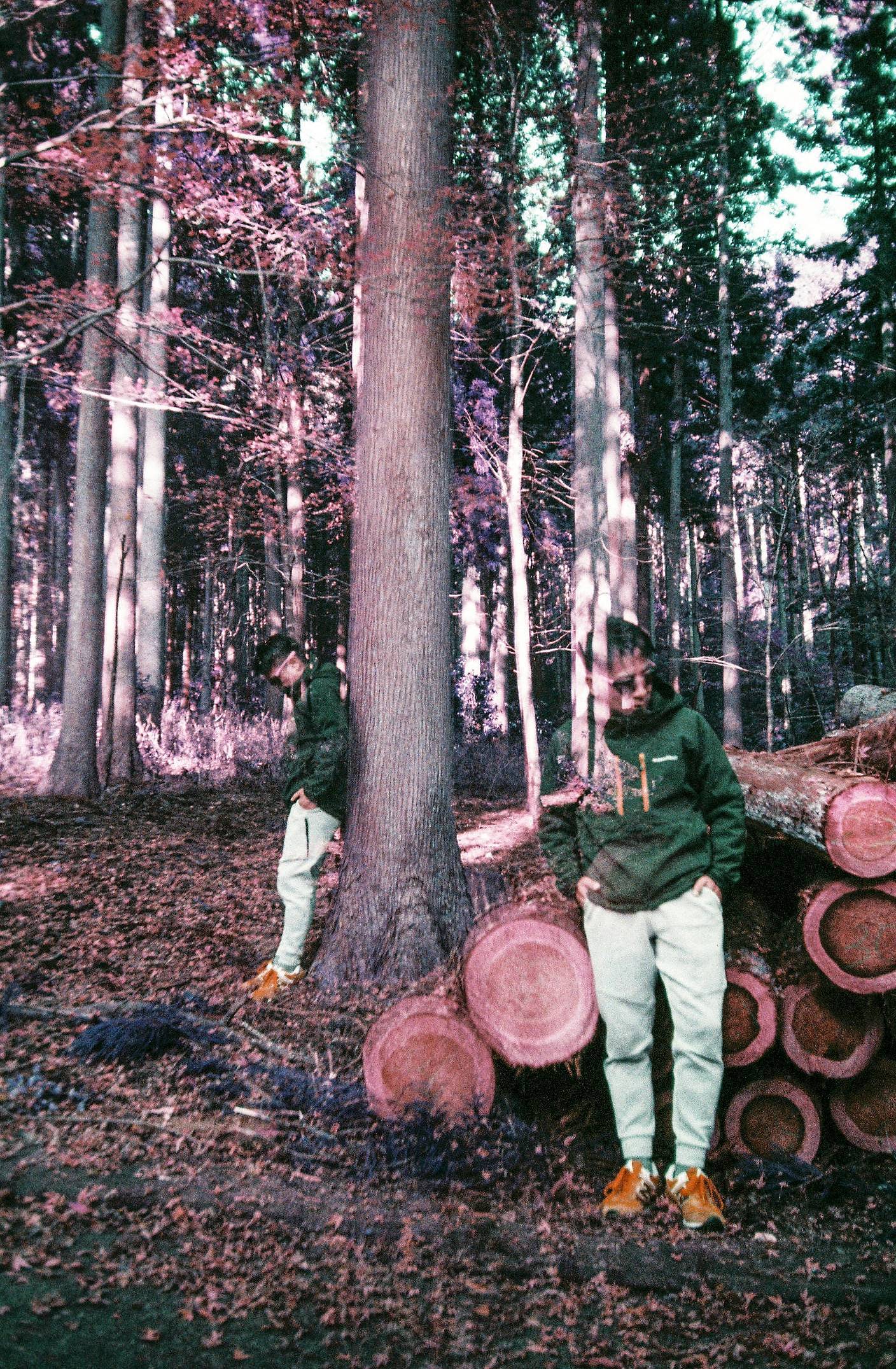 Camera: Lomo MC-A 135 全自动随拍胶片相机 | Film:  LomoChrome Purple ISO 100–400 135 紫调负片