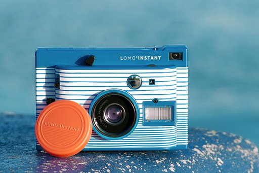 Lomo’Instant Camera & Lenses San Sebastián Edition