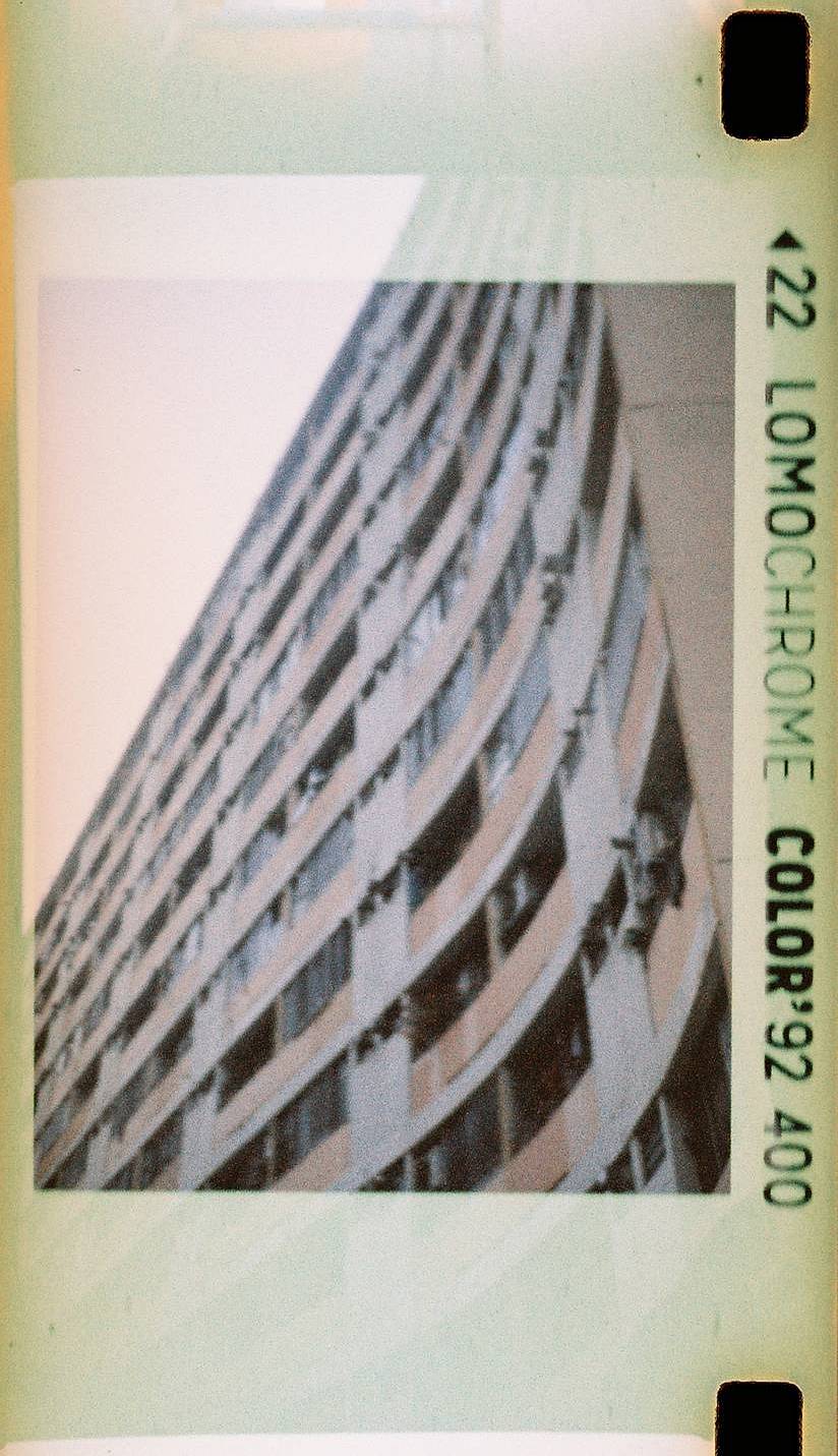 @d_chee | Lomomatic 110 自动玻璃镜头胶片相机 | LomoChrome Color '92 ISO 400 110 彩色负片