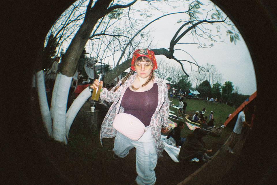 © 饼干， 春游音乐节 | 使用 Fisheye No.2 135 第二代鱼眼胶片相机 &amp; Lomography Color Negative ISO 800 135 彩色负片胶卷 拍摄
