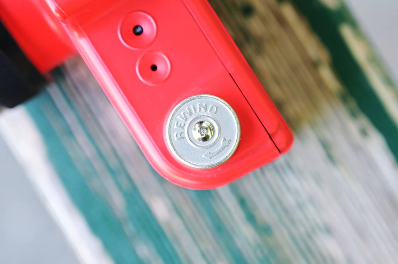 时光倒流 － 以 Sprocket Rocket 相机拍摄所有珍贵画面。